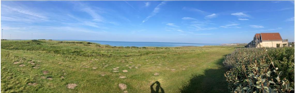 Superbe Appartement Restaure Avec Vue Sur Mer. Wimereux Exteriör bild